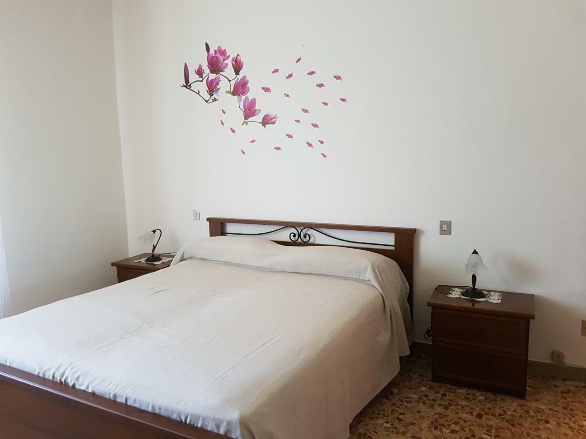 Casa Magnolia Villa Arena Metato ภายนอก รูปภาพ